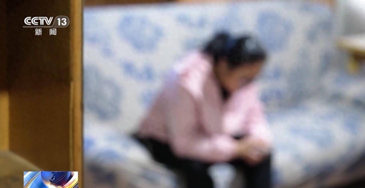 “一刀穷一刀富” 开“原石”真能一夜暴富？央视起底“赌石”直播骗局！