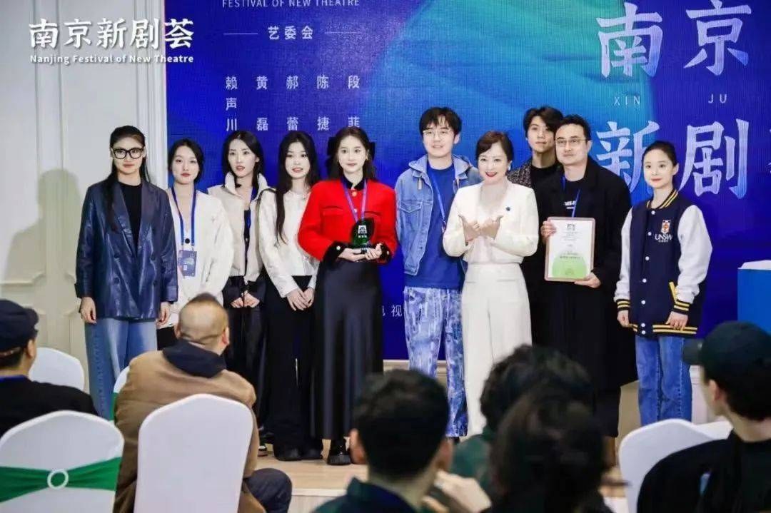 从鲁迅走向舞台中央：由《阿Ｑ》说开去