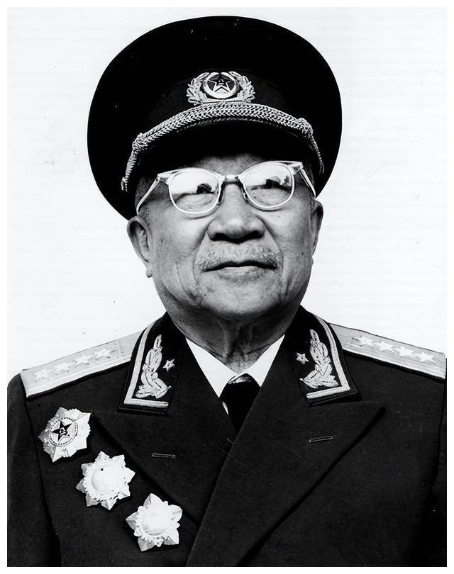 1965年李宗仁回国，周总理约见张云逸说：中央要交给你一个重任