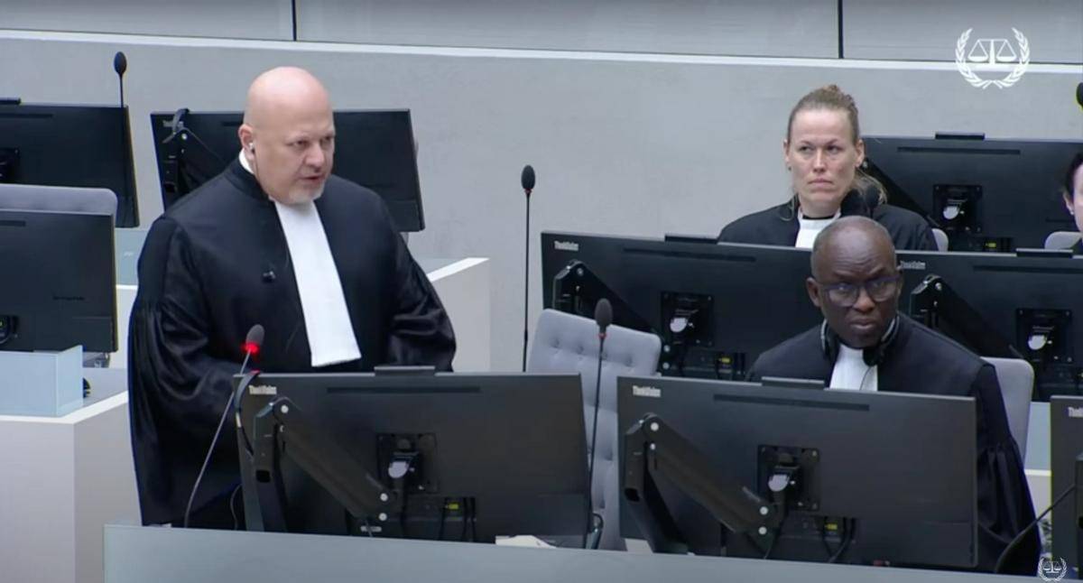 老杜在狱中告诉莎拉,三年后他将不惜代价,扶莎拉坐上总统宝座!